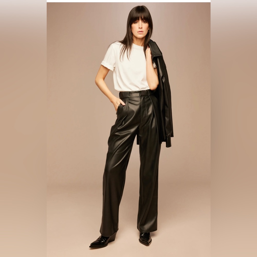 NWT Mother The High Waisted Tunnel Vision Sneak Wide Pleated Pants Faux Leather - Picture 1 of 12